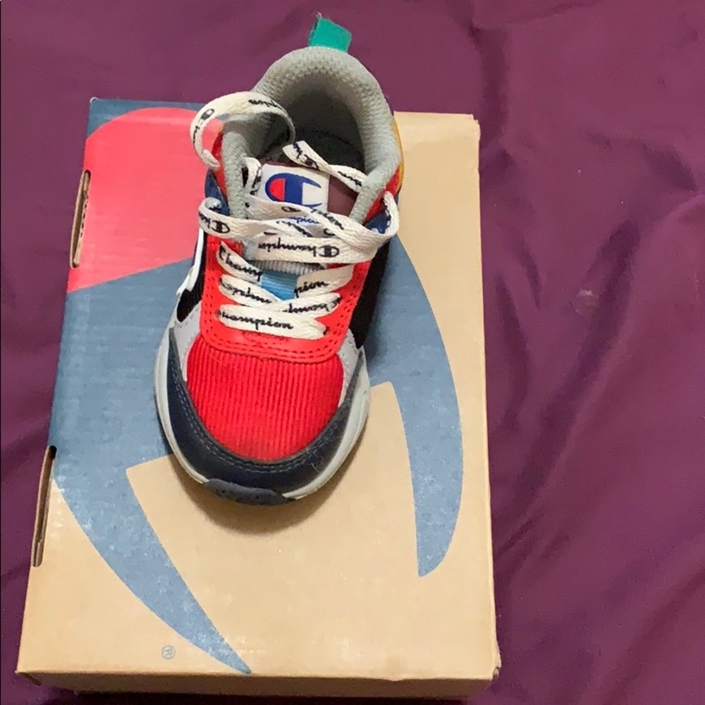 Toddler shoes sizes 4c and 5c